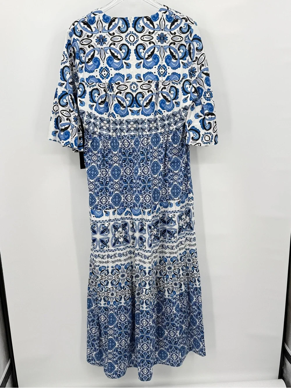Tuckernuck Blue Majolica Tile Ginger Maxi Dress Flutter Sleeve Tiered XL NEW - Picture 8 of 15